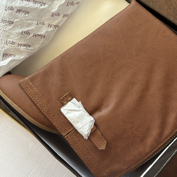 Vegan Leather Tall Brown boots size 9 - Picture 16 of 16